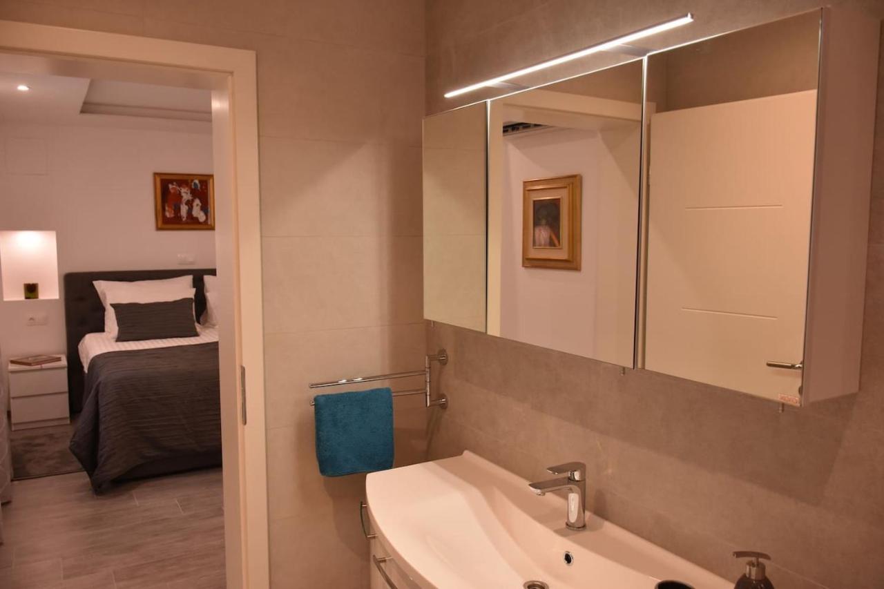 Apartment With Heated Pool, Villa Regina Pula Ngoại thất bức ảnh